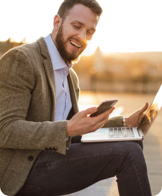 Consultant working remote, part of a global workforce employed by an EOR